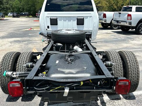 New 2026 RAM 5500 Tradesman AWD/4WD image 28