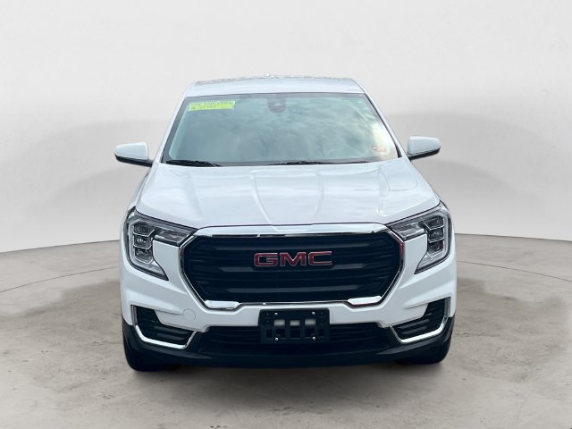 Used 2024 GMC Terrain SLE AWD/4WD image 8