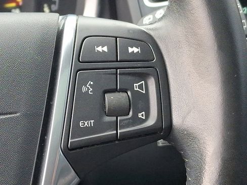 Used 2017 Volvo XC60 T6 Dynamic w/ Preferred Option Package image 23