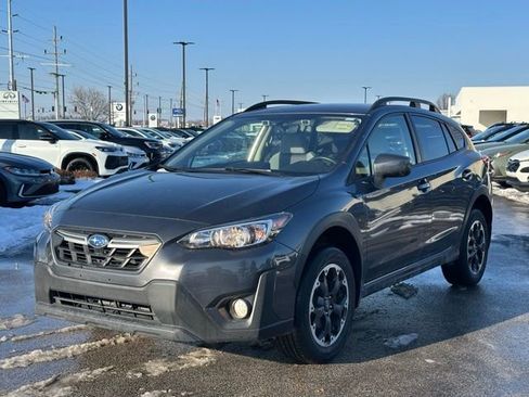Used 2022 Subaru Crosstrek 2.0i Premium w/ Popular Package #4 image 3