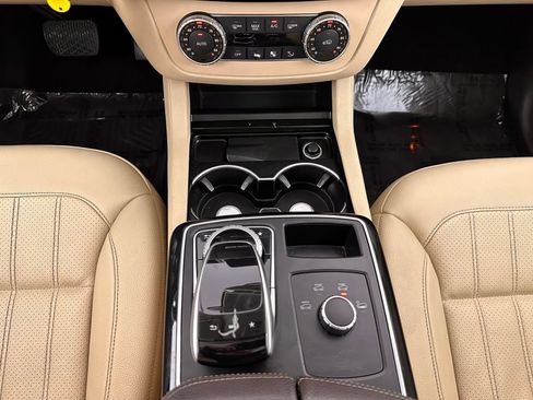 Used 2018 Mercedes-Benz GLE 350 w/ Premium 1 Package image 17