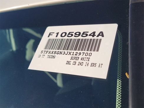 Used 2018 Toyota Tacoma SR5 image 24