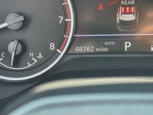 Used 2025 Nissan Rogue SV AWD/4WD image 19