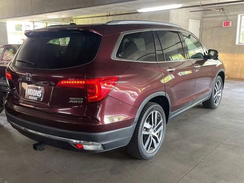 Used 2017 Honda Pilot Touring image 9