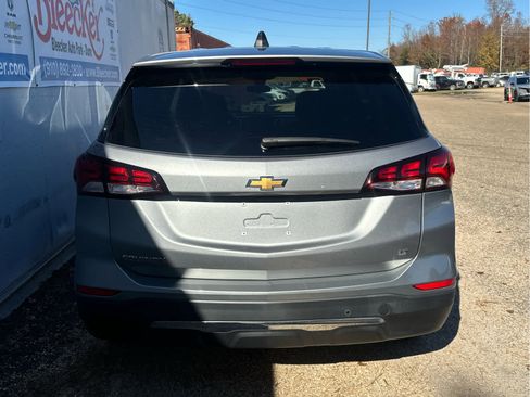 Certified 2023 Chevrolet Equinox LT w/ Driver Convenience Package image 4