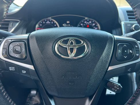 Used 2016 Toyota Camry SE image 26