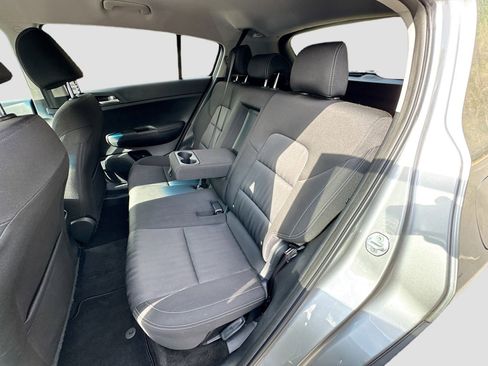 Used 2020 Kia Sportage LX image 21