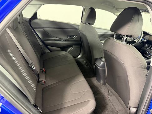 Used 2023 Hyundai Elantra SEL w/ Convenience Package FWD image 23