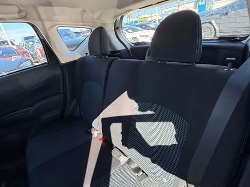 Used 2016 Nissan Versa Note SV image 8