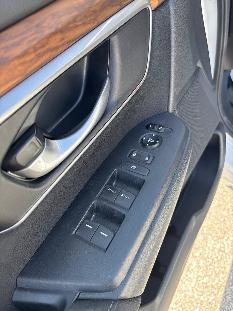 Used 2019 Honda CR-V EX image 14