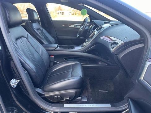 Used 2017 Lincoln MKZ Reserve w/ Climate Package image 10