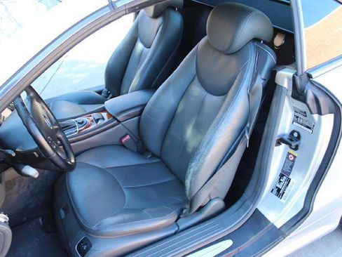 Used 2005 Mercedes-Benz SL 500 image 12