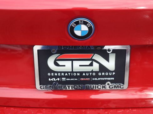 Used 2023 BMW 330e xDrive w/ Premium Package image 30