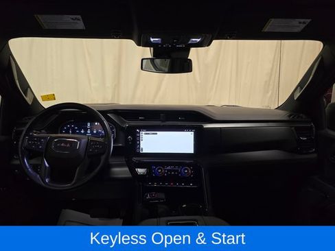 Used 2022 GMC Sierra 1500 AT4 w/ AT4 Premium Package AWD/4WD image 32