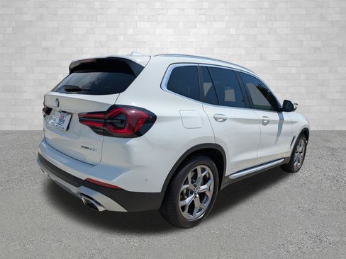 Used 2024 BMW X3 sDrive30i w/ Premium Package w/ZPA RWD image 2