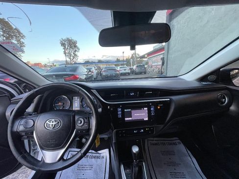 Used 2017 Toyota Corolla SE w/ Carpet Mat Package (TMS) image 11