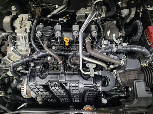 Used 2024 Nissan Altima 2.5 S FWD image 30