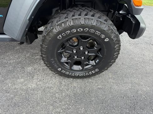 Used 2023 Jeep Wrangler Unlimited w/ Cold Weather Group AWD/4WD image 53