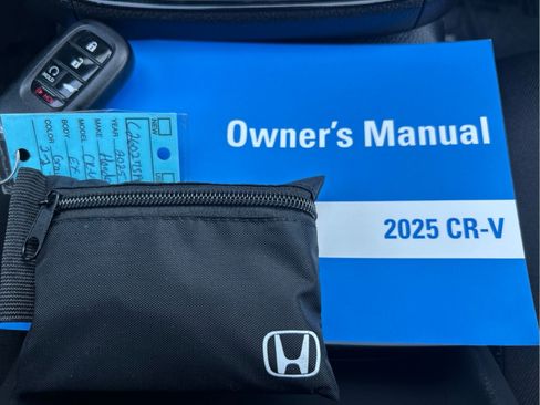Used 2025 Honda CR-V EX image 19