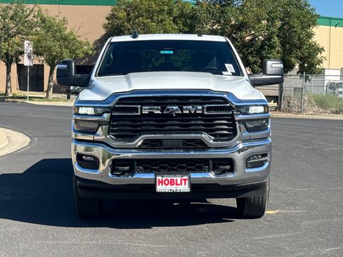 New 2026 RAM 3500 Big Horn AWD/4WD image 8