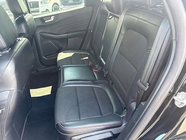 Used 2025 Ford Escape ST-Line Select AWD/4WD image 20