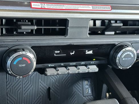 Certified 2025 Toyota Tacoma SR5 image 24