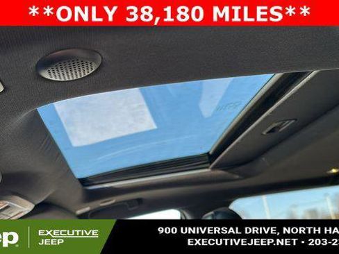 Certified 2022 Jeep Grand Cherokee Laredo X AWD/4WD image 10