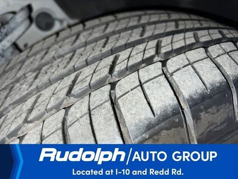 Used 2023 GMC Acadia SLT w/ Preferred Package image 39