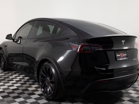 Used 2022 Tesla Model Y Performance AWD/4WD image 5