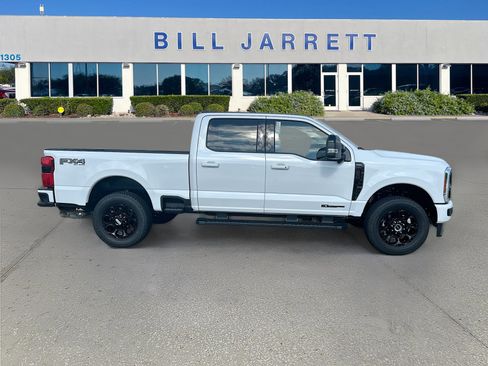 New 2026 Ford F250 Lariat w/ Black Appearance Package AWD/4WD image 3