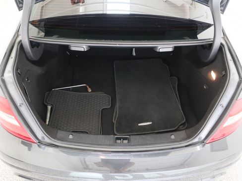 Used 2014 Mercedes-Benz C 350 Sport image 33