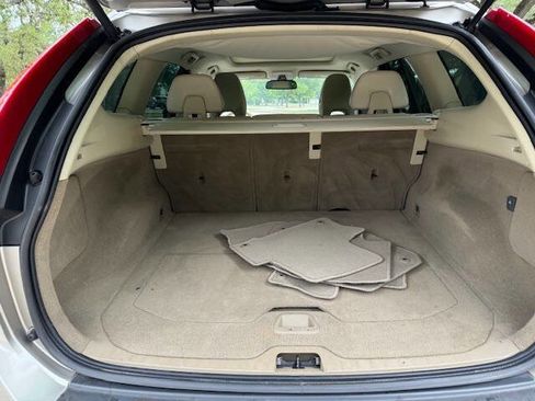 Used 2011 Volvo XC60 3.2 image 16