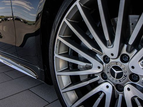 Used 2023 Mercedes-Benz S 500 4MATIC image 5