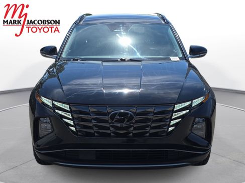 Used 2022 Hyundai Tucson Limited FWD image 2