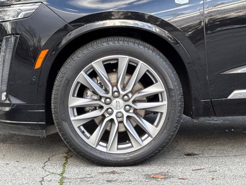 Used 2021 Cadillac XT6 Sport w/ Platinum Package image 28