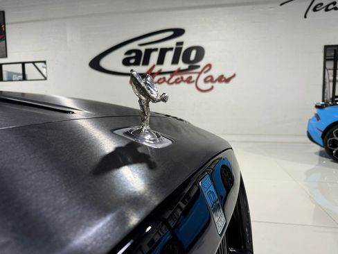 Used 2017 Rolls-Royce Dawn image 49