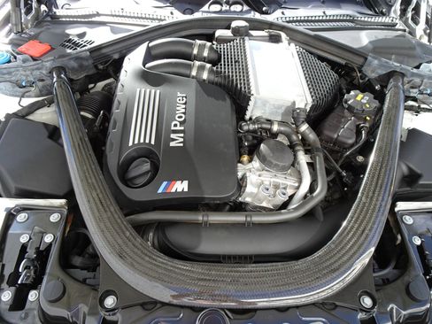 Used 2017 BMW M3 image 22