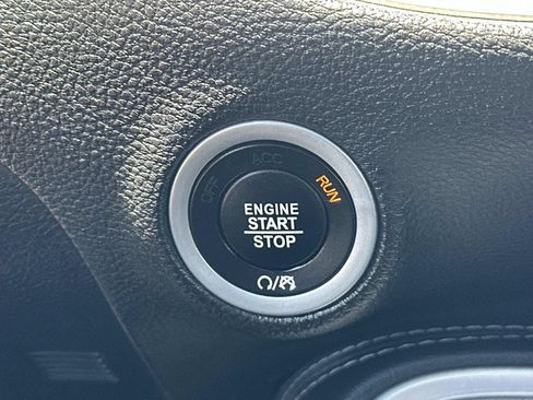 Used 2021 Dodge Challenger SXT RWD image 23