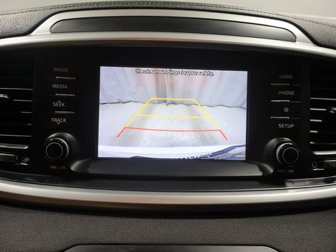Used 2019 Kia Sorento AWD V6 image 26