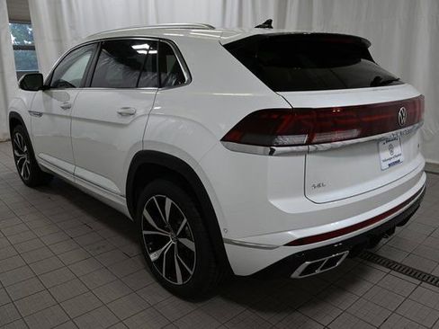 New 2026 Volkswagen Atlas Cross Sport SEL Premium R-Line AWD/4WD image 11