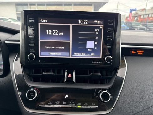 Used 2021 Toyota Corolla LE w/ Carpet Mat Package (TMS) image 5