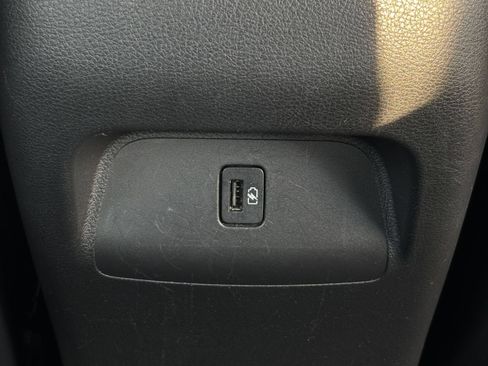 Used 2023 Nissan Sentra SV FWD image 22