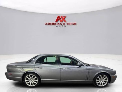 Used 2008 Jaguar XJ8 RWD image 8