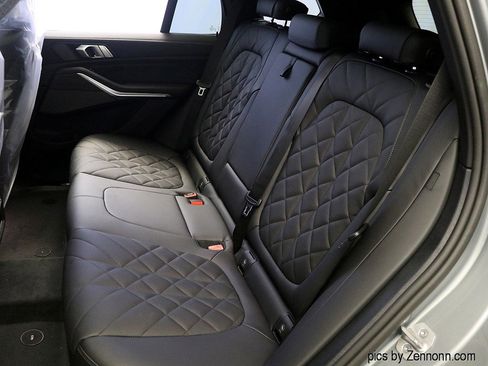 Used 2026 BMW X5 xDrive40i w/ M Sport Package image 12