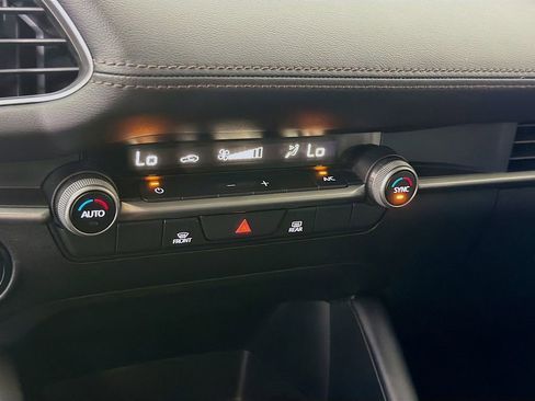 Used 2023 MAZDA MAZDA3 s image 18