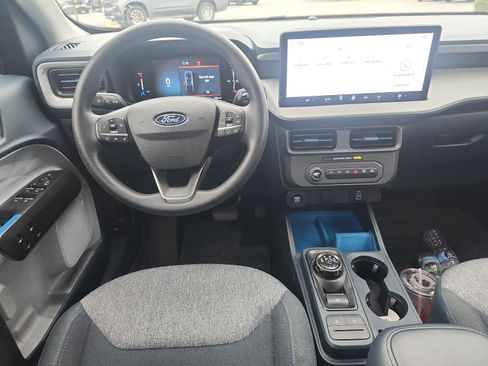 Used 2025 Ford Maverick XLT w/ Equipment Group 302A AWD/4WD image 7
