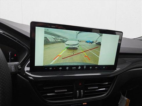 New 2025 Ford Escape ST-Line w/ Equipment Group 301A image 18