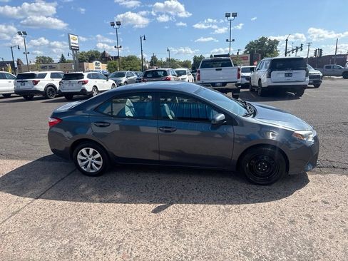 Used 2015 Toyota Corolla LE FWD image 9