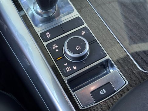 Used 2022 Land Rover Range Rover Sport HSE Silver Edition image 36