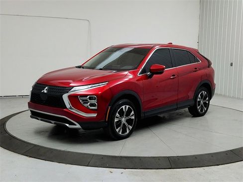 Used 2022 Mitsubishi Eclipse Cross SE image 3